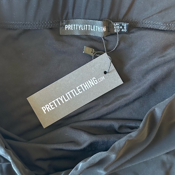 BNWT Ring Detail Mini Skirt - Picture 4 of 7